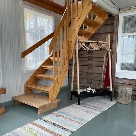 Wanha Niemelae, Lapissa * Kierinki