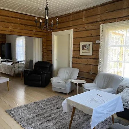 Villa Wanha Niemelae, Lapissa