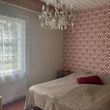 Wanha Niemelae, Lapissa Villa