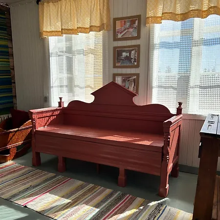 Wanha Niemelae, Lapissa Villa Kierinki