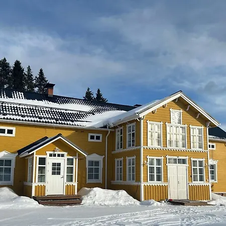 Wanha Niemelae, Lapissa Villa