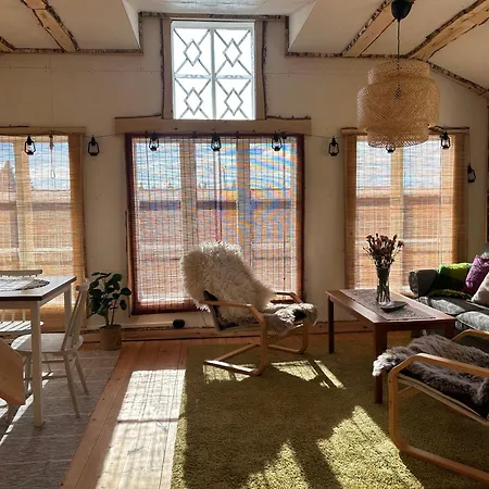 Wanha Niemelae, Lapissa Villa Kierinki